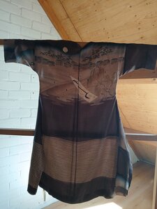 Handgemaakte Japanse Kleding gemaakt van oude Kimono materiaal Zijde