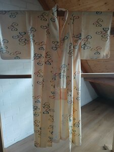 Traditionele Japanse Kimono cream