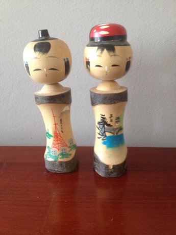 2 Kleine Vintage Japanse Kokeshi Poppen / Doll