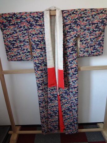 Traditionele Japanse Kimono Donkerblauw Bloem 