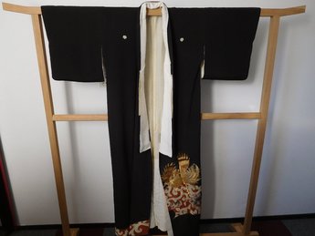 Traditionele Japanase Kimono zwarte kimono met goud en vogelprint 