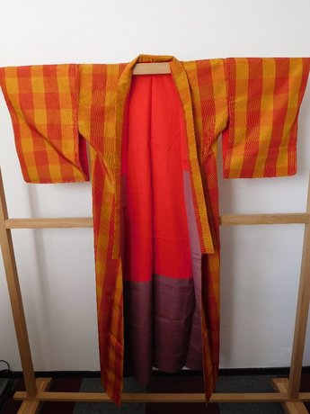Traditionele Japanse Kimono oranje/geel ruit