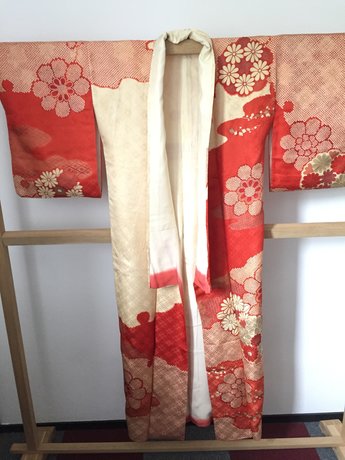 TJK rood creme goud bloem