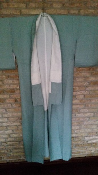 Traditionele Japanse Kimono blauw met wit omrand