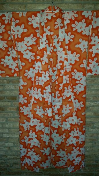 Japanse Yukata oranje bloemen