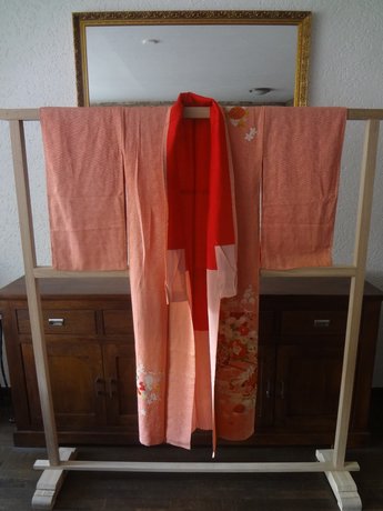 Traditionele Japans Zijden Kimono licht roze hana