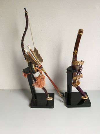 Japans Miniatuur boog en zwaard