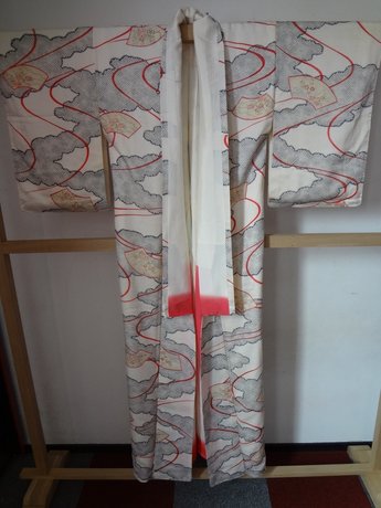 Traditionele Japanse Zijden Kimono rood wit waaier ougi