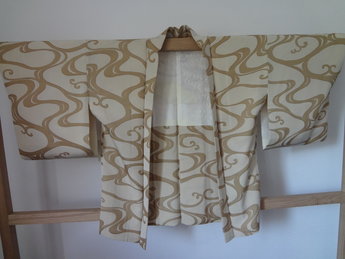 Traditionele Japanse kimono jasje haori goud Japan showa